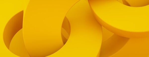 Immagine astratta caratterizzata da anelli gialli interconnessi e sovrapposti, con luci soffuse e gradienti uniformi, che simboleggiano la trasformazione digitale attraverso una composizione moderna, vibrante e dinamica.